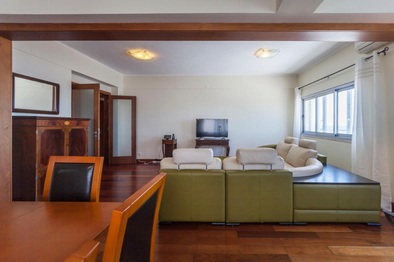Deluxe Marina Apartment Ponta Delgada Extérieur photo